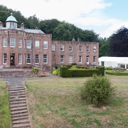 Warwick Hall-2